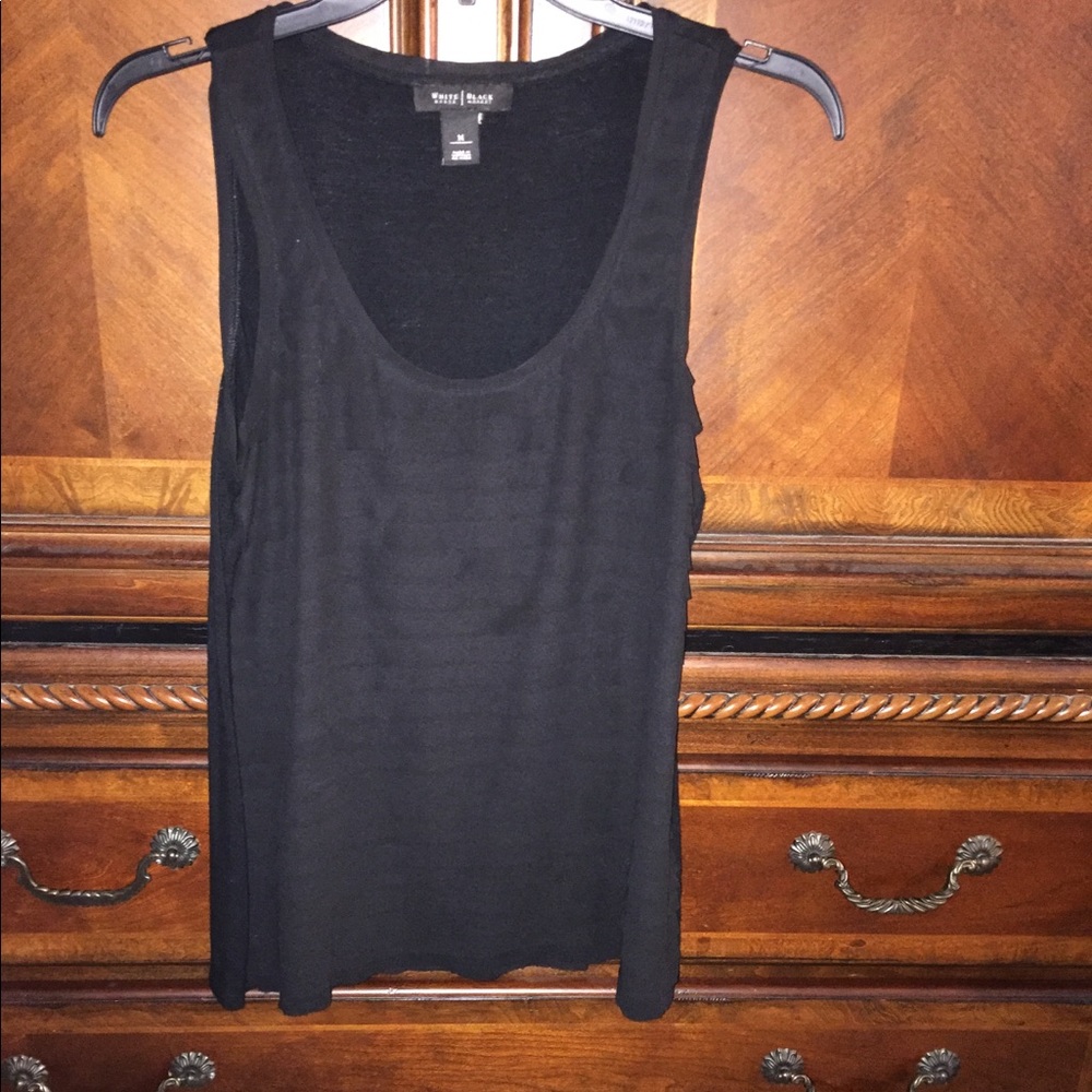Women’s sleeveless blouse